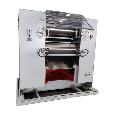 Macchina per la produzione di sapone a piccola scala con tre rotolatori 150 mm stampatore manuale a rulli