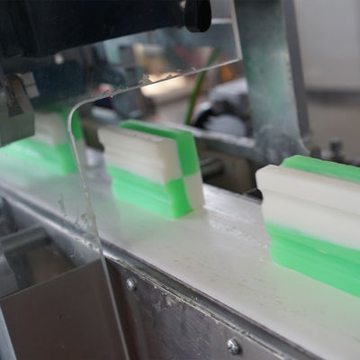 2.9kw macchina per il taglio del sapone per la linea di finitura del sapone 1500 kg capacità